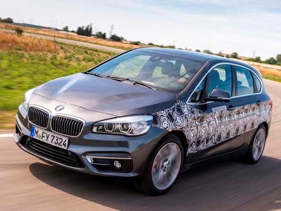 bmw-2-series-active-tourer-plug-in-hybrid-front-action1-600-001