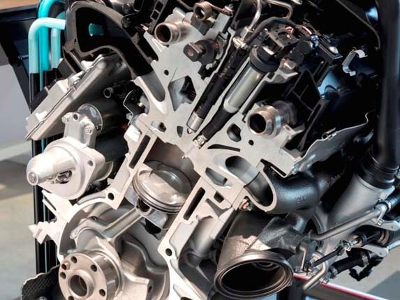 bmw-water-injection-engine-cutaway1-600-001