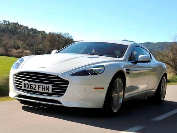 2015-aston-martin-rapide-s-front-action1-lead-600-001