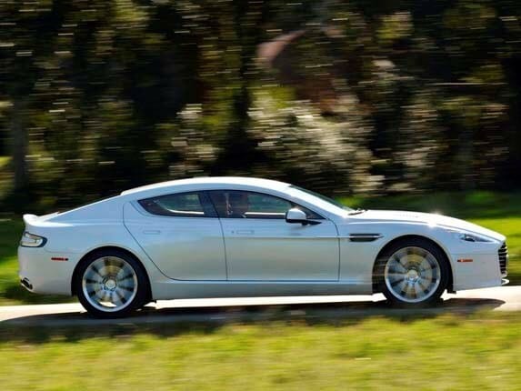 2015-aston-martin-rapide-s-pan-action1-600-001