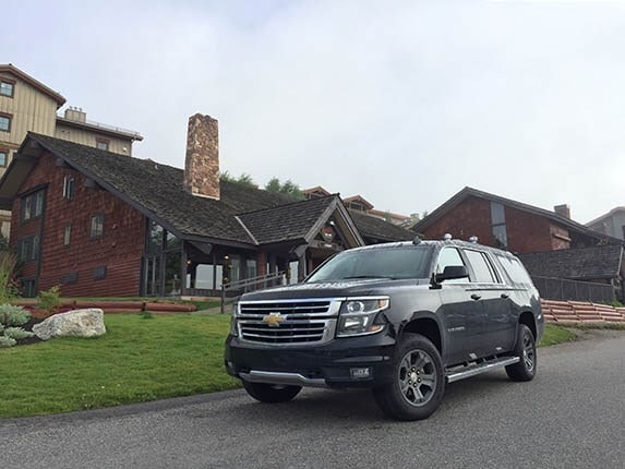 2015-chevrolet-suburban-yellowstone-day-5-inn-at-jackson-hole-600-001