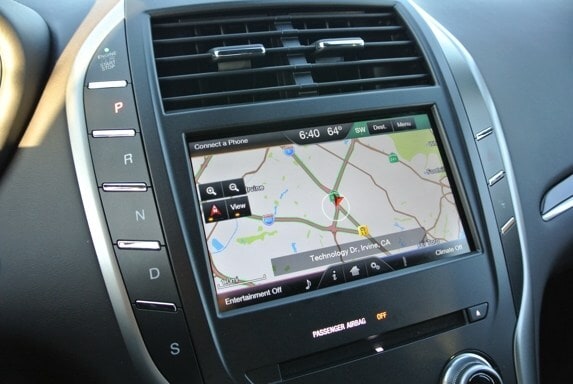 2015-lincoln-mkc-black-label-12-600-001