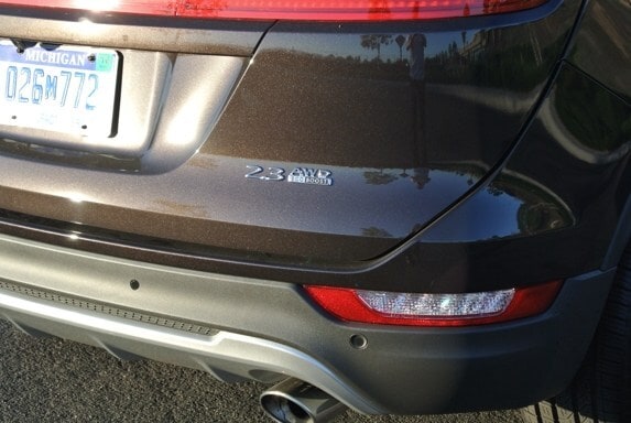 2015-lincoln-mkc-black-label-5-600-001