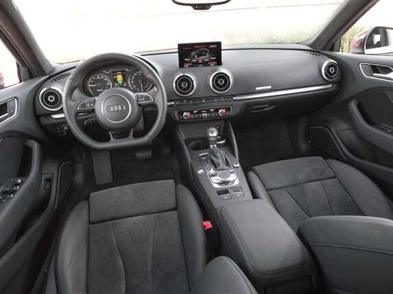 2016-audi-a3-sportback-e-tron-interior-front2-600-001