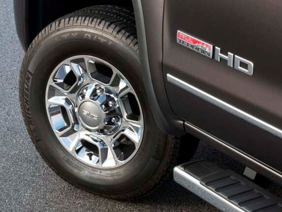 2016-gmc-sierra-hd-all-terrain-package-wheel-tire-detail1-600-001