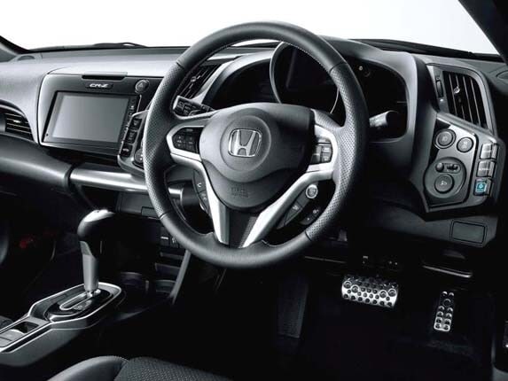 2016-honda-cr-z-hybrid-japanese-model-interior-look-in2-600-001