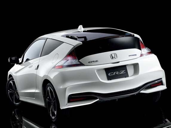 2016-honda-cr-z-hybrid-japanese-model-rear-static2-600-001