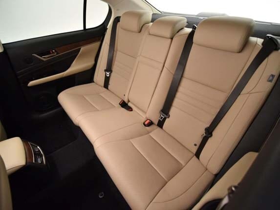 2016-lexus-gs-200t-interior-rear-look-in1-600-001