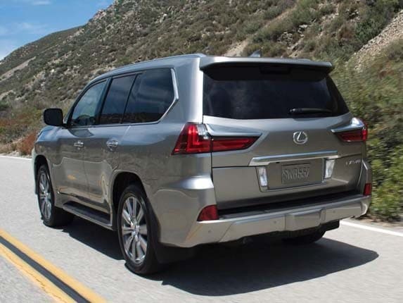 2016-lexus-lx-570-rear-action1-600-001