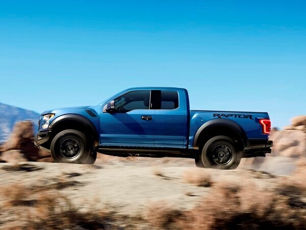 2017-ford-raptor-5-600-001