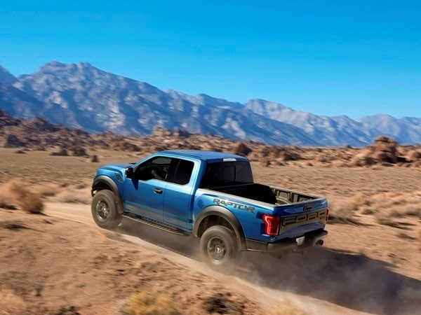 2017-ford-raptor-6-600-001
