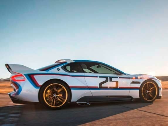 bmw-3-0-csl-hommage-r-pan-action1-600-001