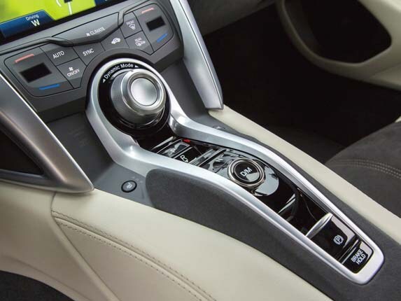 new-acura-nsx-nouvelle-blue-orchid-interioriconsole-control-detail1-600-001