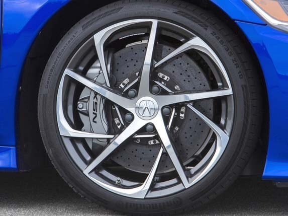 new-acura-nsx-nouvelle-blue-wheel-tire-brake-detail1-600-001