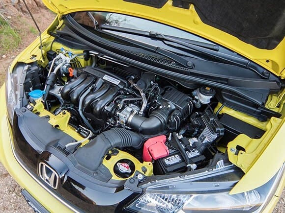 2015-honda-fit-engine-01-600-001