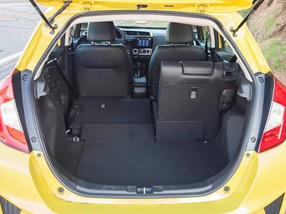 2015-honda-fit-interior-14-600-001