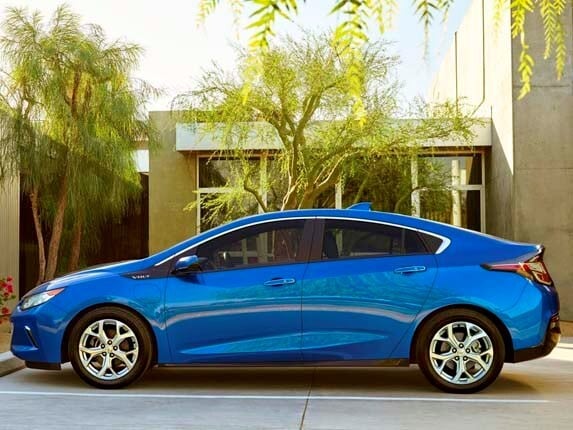 2016-chevrolet-volt-profile-static1-600-001