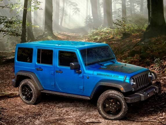 2016-jeep-wrangler-unlimited-black-bear-pass-edition-front-side-static1-600-001