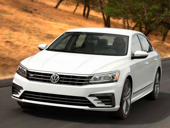 2016-volkswagen-passat-r-line-front-action1-600-001