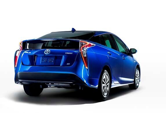 2016_toyota_prius_008-573-600-001