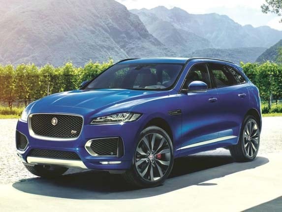 2017-jaguar-f-pace-static-front2-600-001