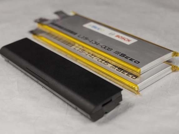 bosch-li-ion-battery-image1-600-001