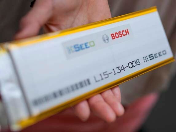bosch-li-ion-battery-image2-600-001