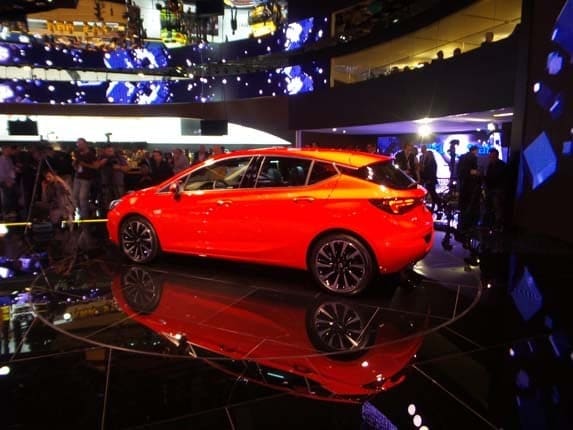 opel-astra-6-600-001