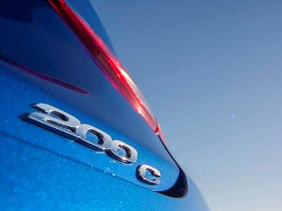 2015-chrysler-200s-exterior-detail-03-600-001