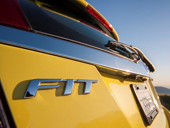 2015-honda-fit-exterior-details-04-600-001
