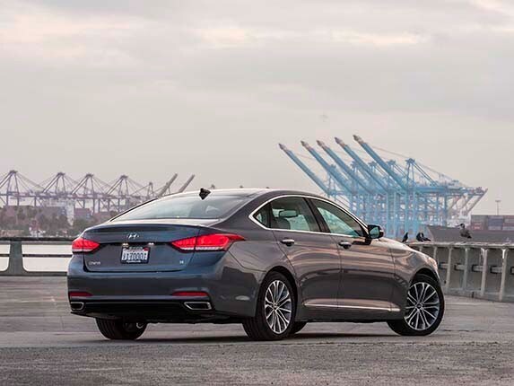 2015-hyundai-genesis-long-term-exterior-02-600-001