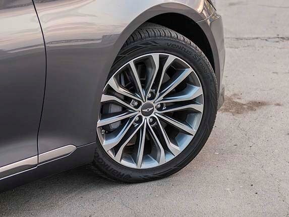 2015-hyundai-genesis-long-term-exterior-03-600-001
