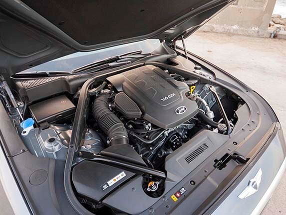 2015-hyundai-genesis-long-term-exterior-11-600-001