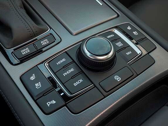 2015-hyundai-genesis-long-term-interior-14-600-001