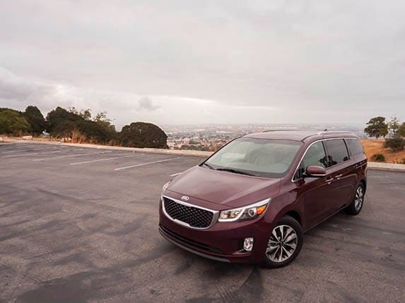 2015-kia-sedona-sx-long-term-exterior-05-600-001