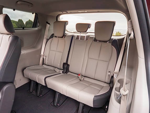 2015-kia-sedona-sx-long-term-interior-09-600-001