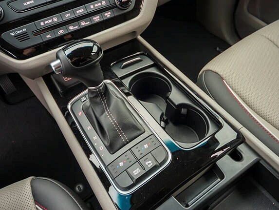 2015-kia-sedona-sx-long-term-interior-15-600-001