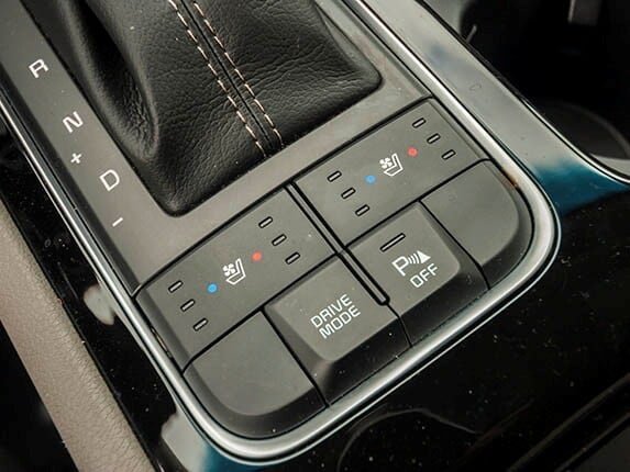 2015-kia-sedona-sx-long-term-interior-23-600-001