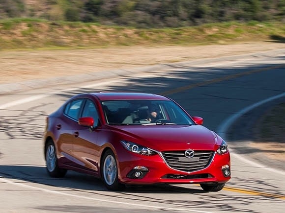 2015-mazda3-action-05-600-001
