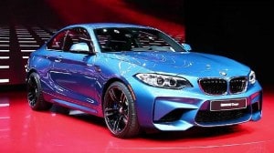 2016-BMW-M2-front-right