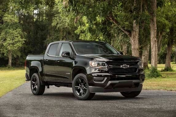 2016-chevrolet-colorado-midnightedition-061-600-001