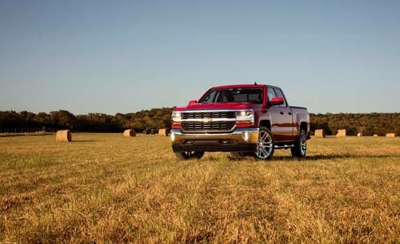 2016-chevrolet-silverado-lt-007-600-001