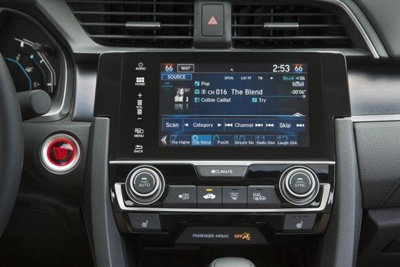 2016-honda-civic-first-review-oem-13-600-001