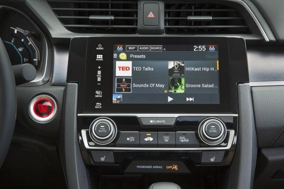 2016-honda-civic-first-review-oem-16-600-001