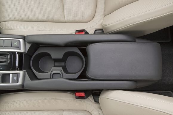 2016-honda-civic-first-review-oem-24-600-001