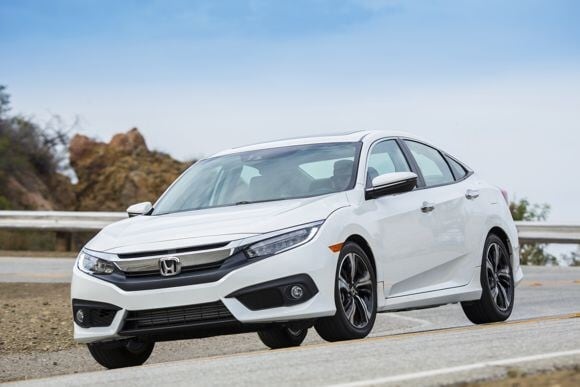 2016-honda-civic-first-review-oem-34-600-001