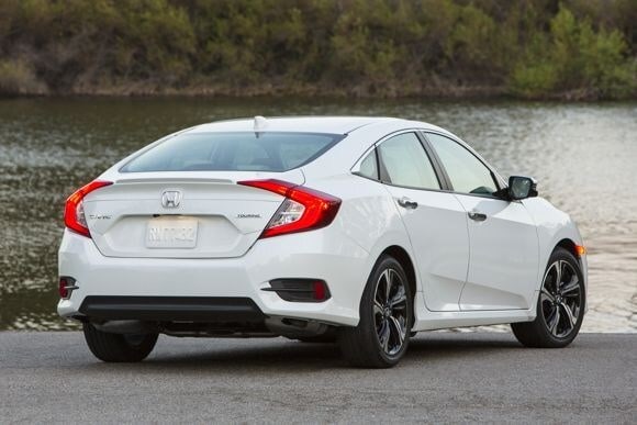 2016-honda-civic-first-review-oem-44-600-001