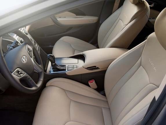 2016-hyundai-azera-interior-front-look-in1-600-001