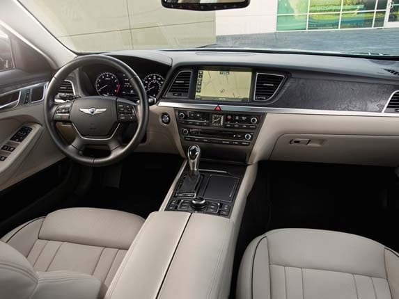 2016-hyundai-genesis-interior-dash1-600-001