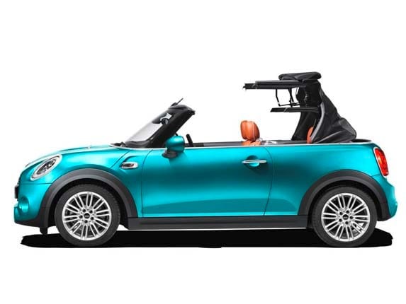 2016-mini-convertible-top-folding-sequence3-600-001